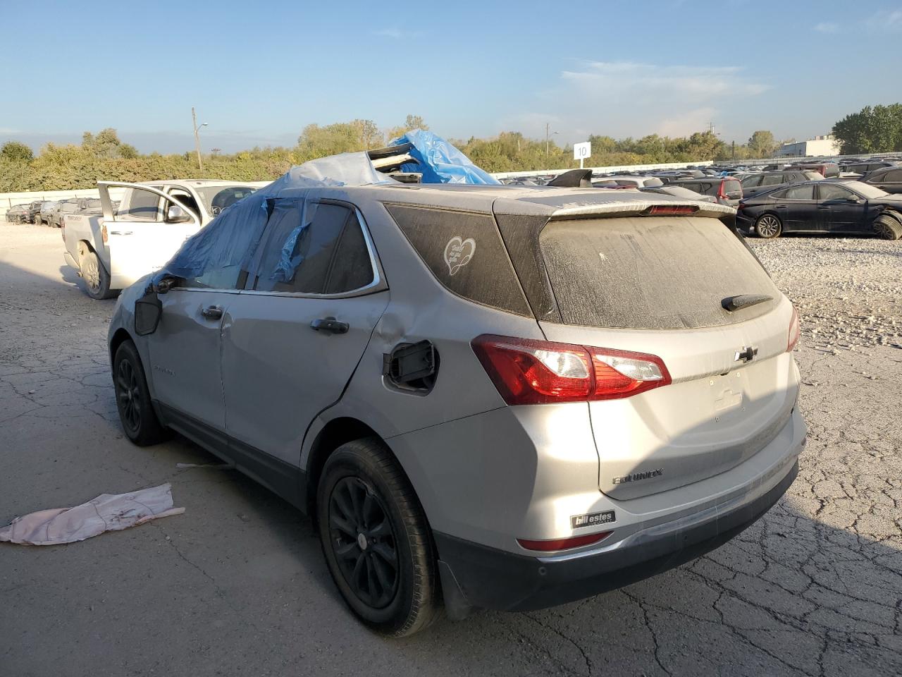 3GNAXJEVXJS628272 2018 CHEVROLET EQUINOX - Image 2