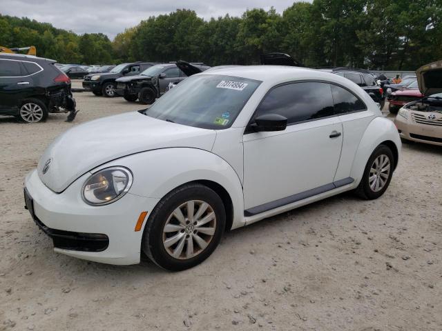  VOLKSWAGEN BEETLE 2016 Белый