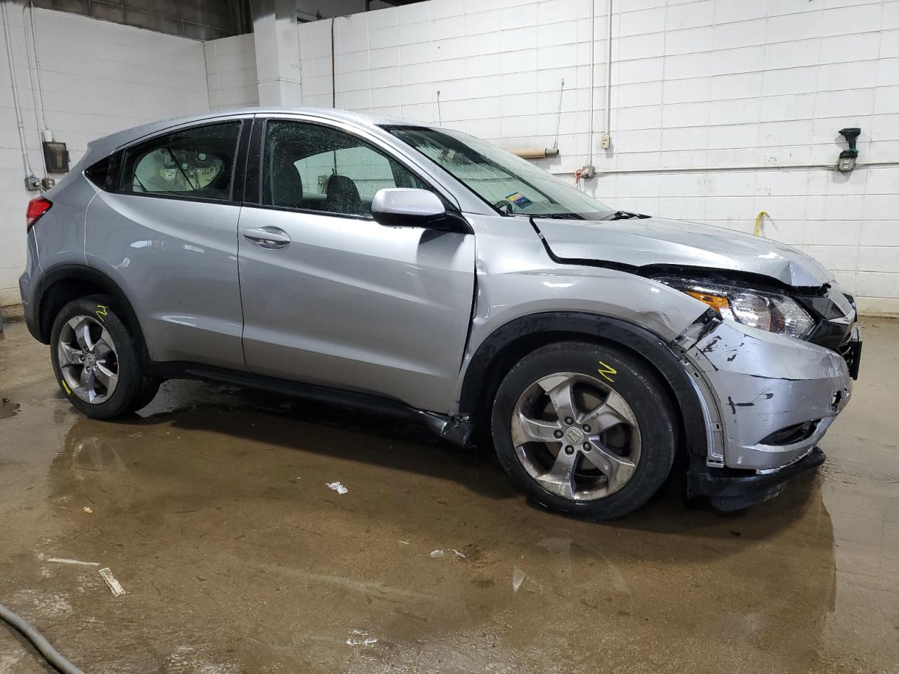 3CZRU6H34JG701791 2018 Honda Hr-V Lx