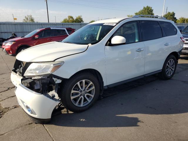 2015 Nissan Pathfinder S