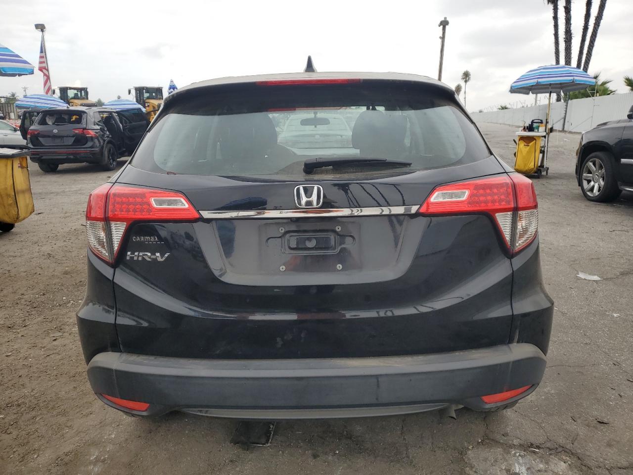 2020 Honda Hr-V Lx VIN: 3CZRU5H3XLG700769 Lot: 71576914