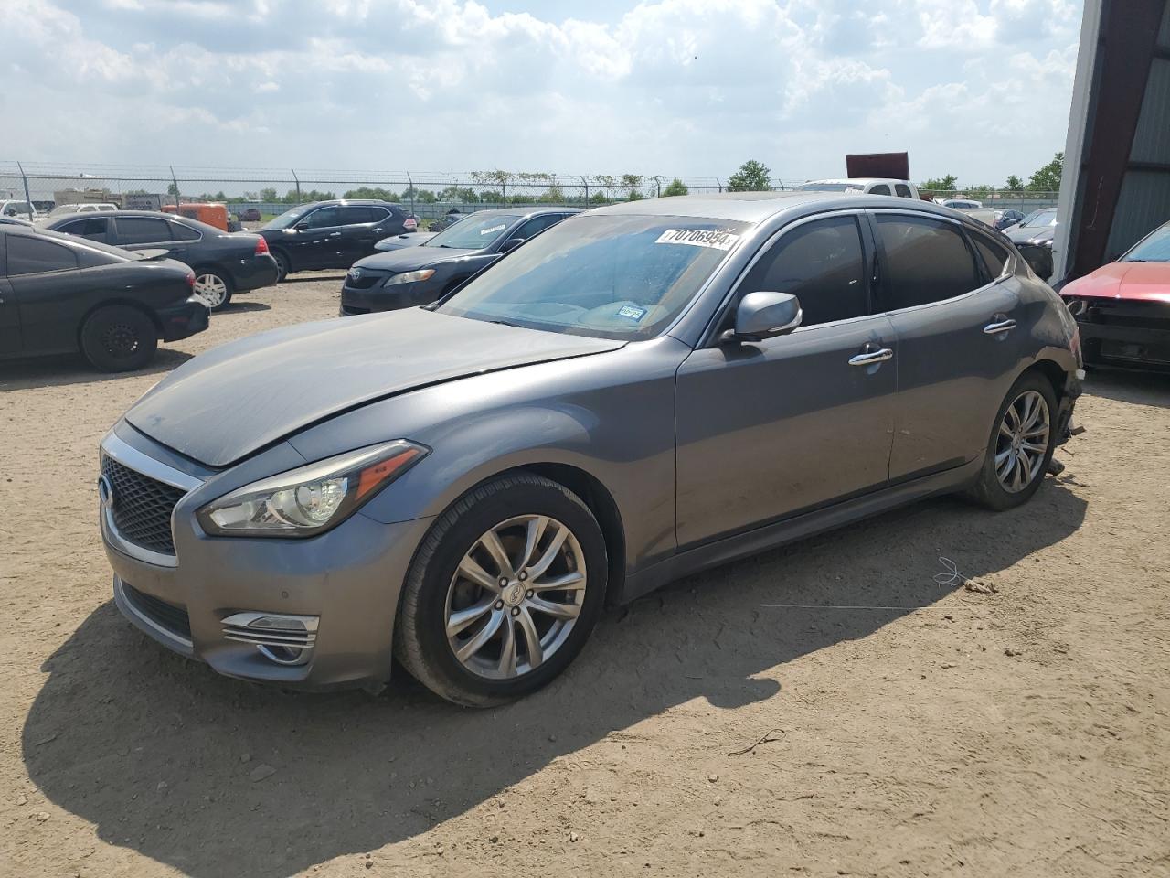 2017 Infiniti Q70 3.7 VIN: JN1BY1AP5HM740251 Lot: 70706954