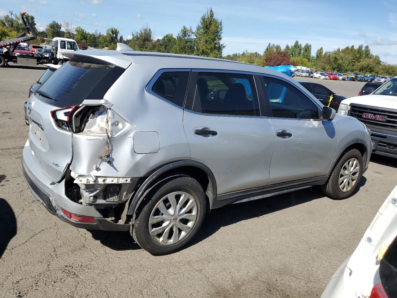 2017 Nissan Rogue S VIN: KNMAT2MV0HP535510 Lot: 71816244