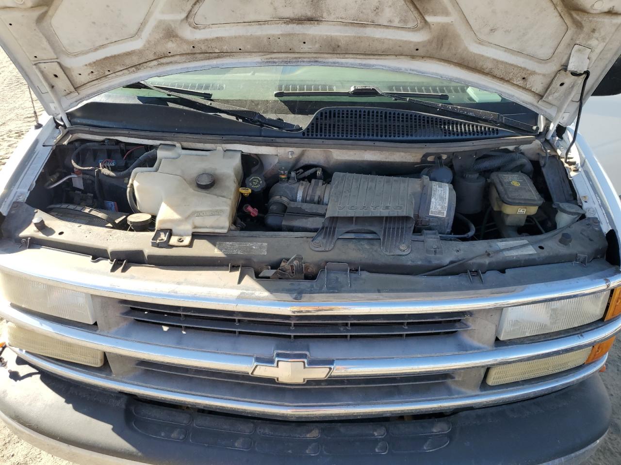 1GBHG31R411167717 2001 Chevrolet Express Cutaway G3500