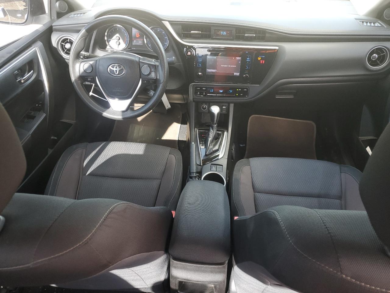 2019 Toyota Corolla L VIN: 5YFBURHE8KP890984 Lot: 70677754