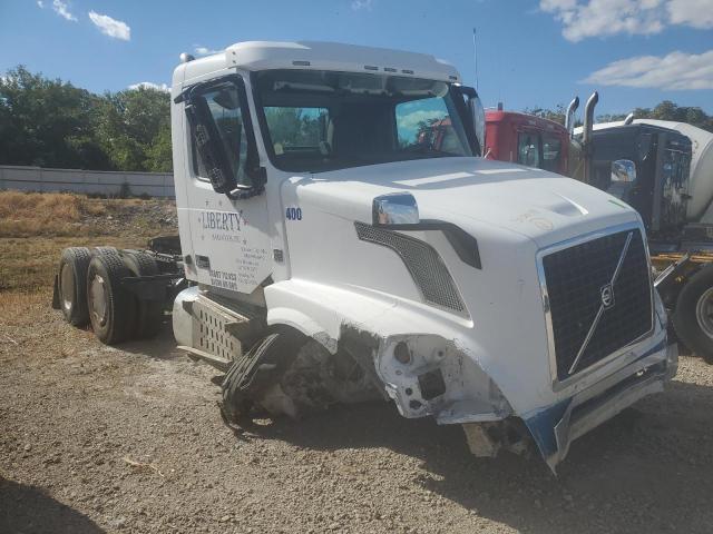 2015 Volvo Vn Vnl