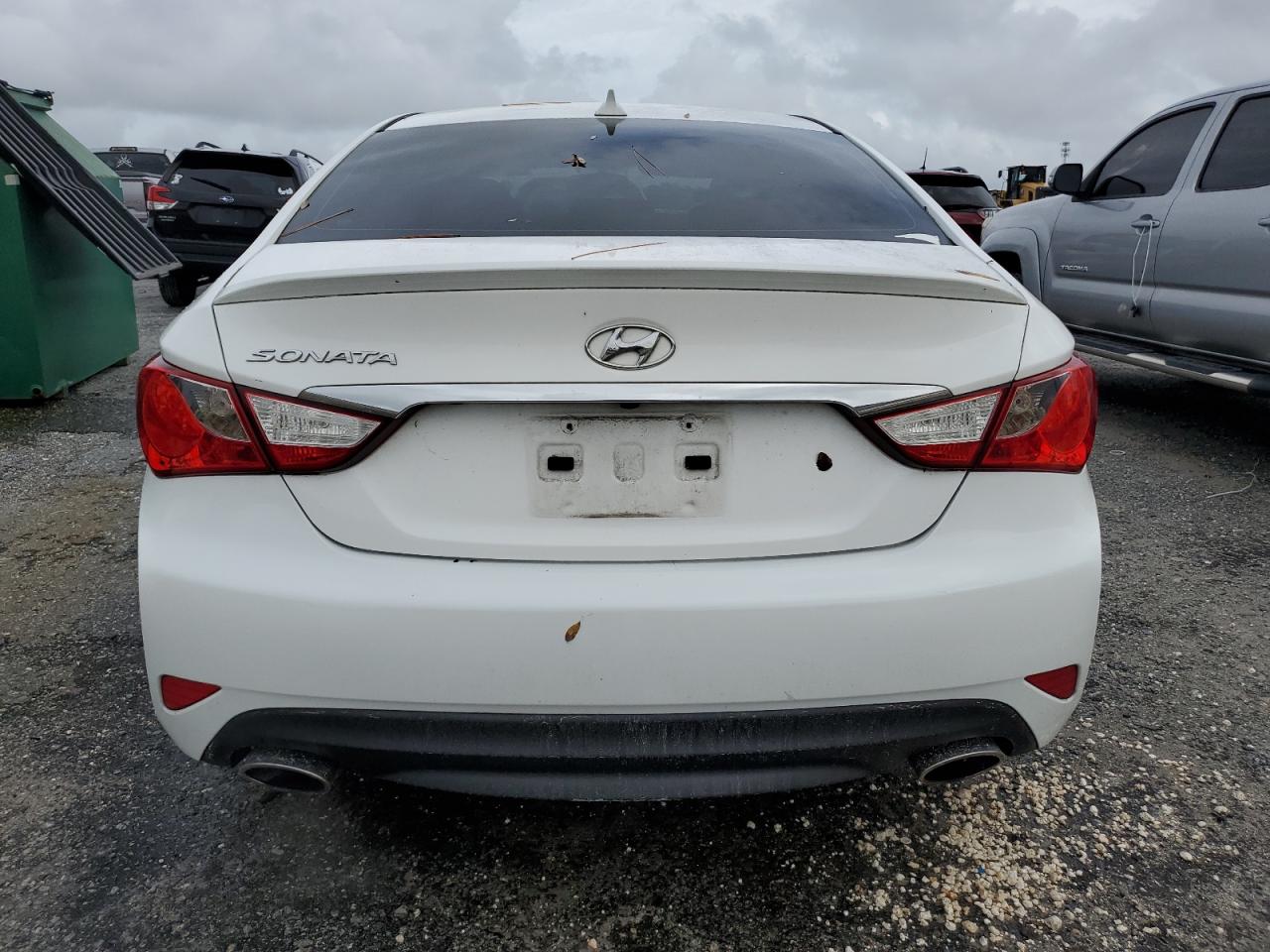 5NPEC4AC2EH900017 2014 Hyundai Sonata Se