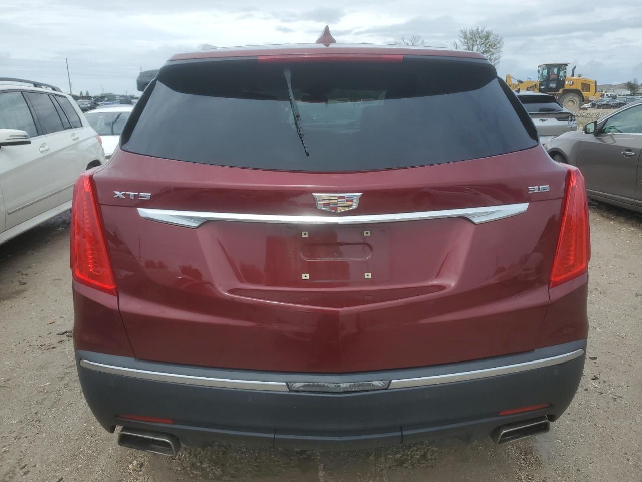 2017 Cadillac Xt5 Luxury VIN: 1GYKNBRS1HZ186921 Lot: 73794714