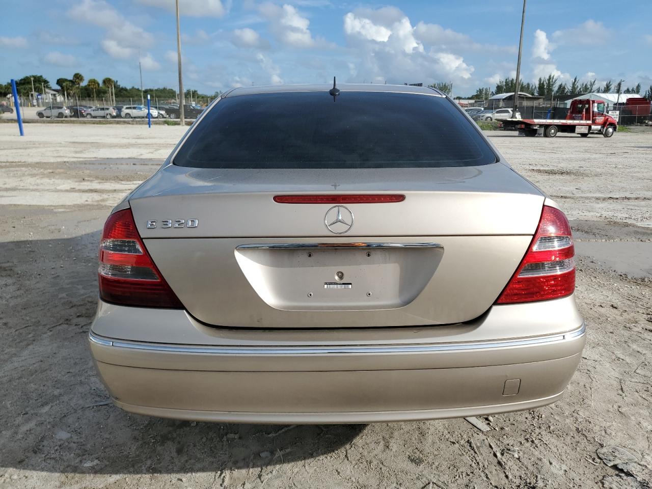 WDBUF65J53A220445 2003 Mercedes-Benz E 320