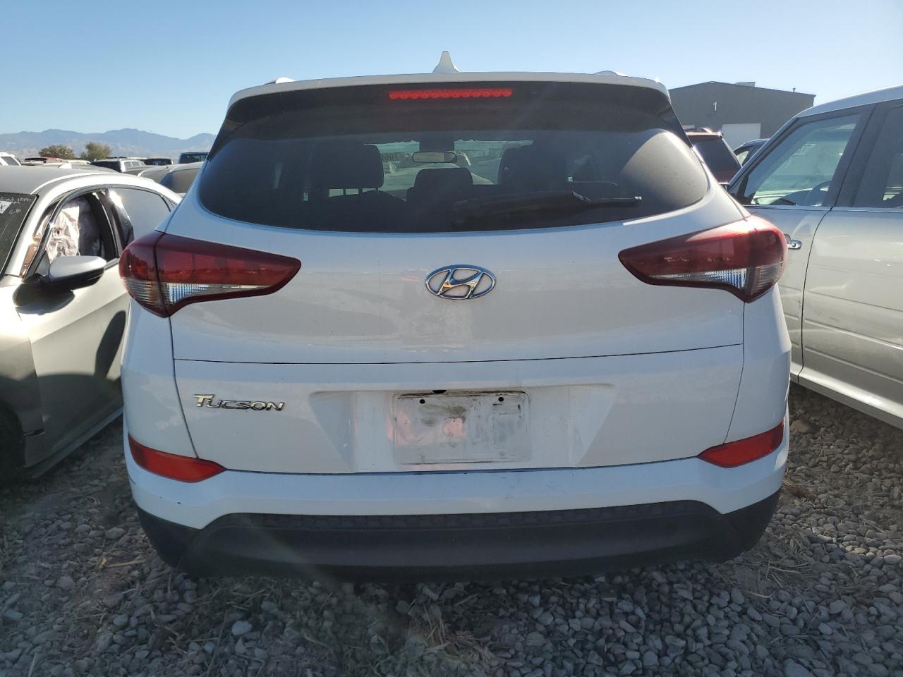 KM8J33A45JU710368 2018 Hyundai Tucson Sel