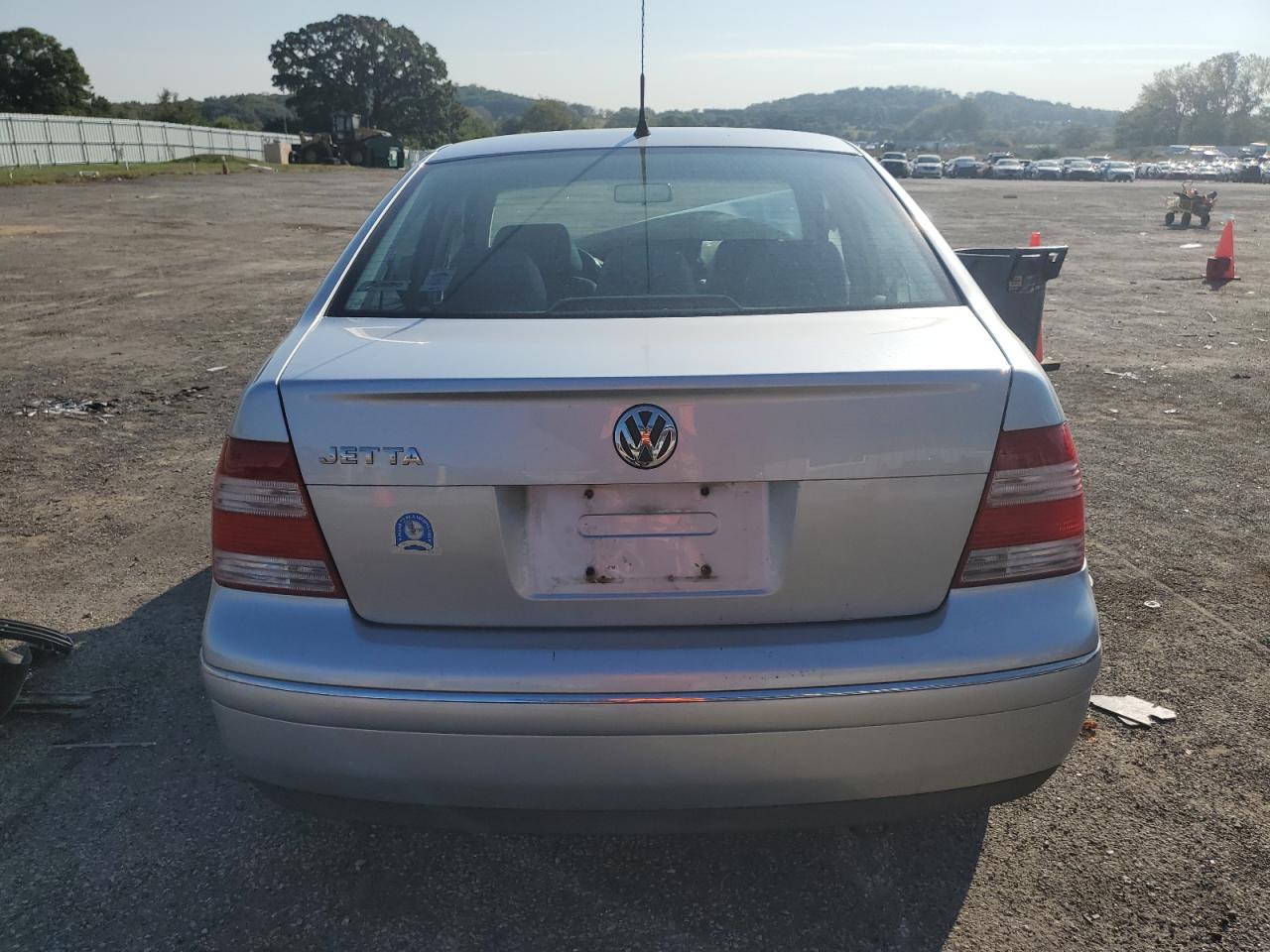 2004 Volkswagen Jetta Gls VIN: 3VWSK69M94M017651 Lot: 71673864