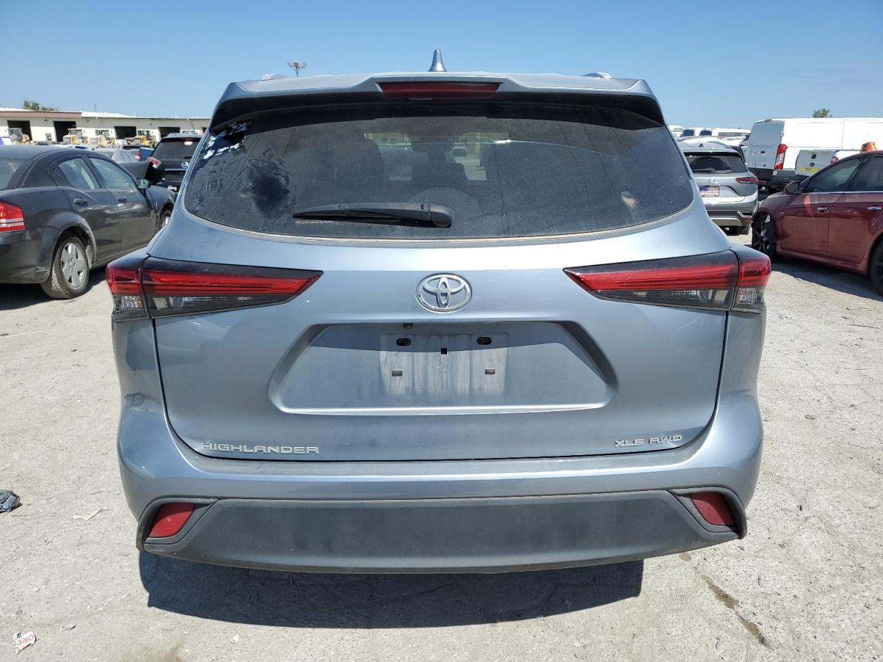 2022 Toyota Highlander Xle VIN: 5TDGZRBH7NS163647 Lot: 71809844