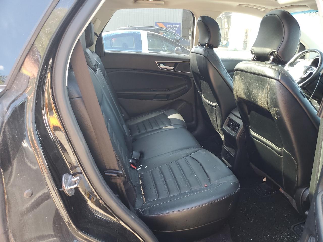 2015 Ford Edge - Image 11