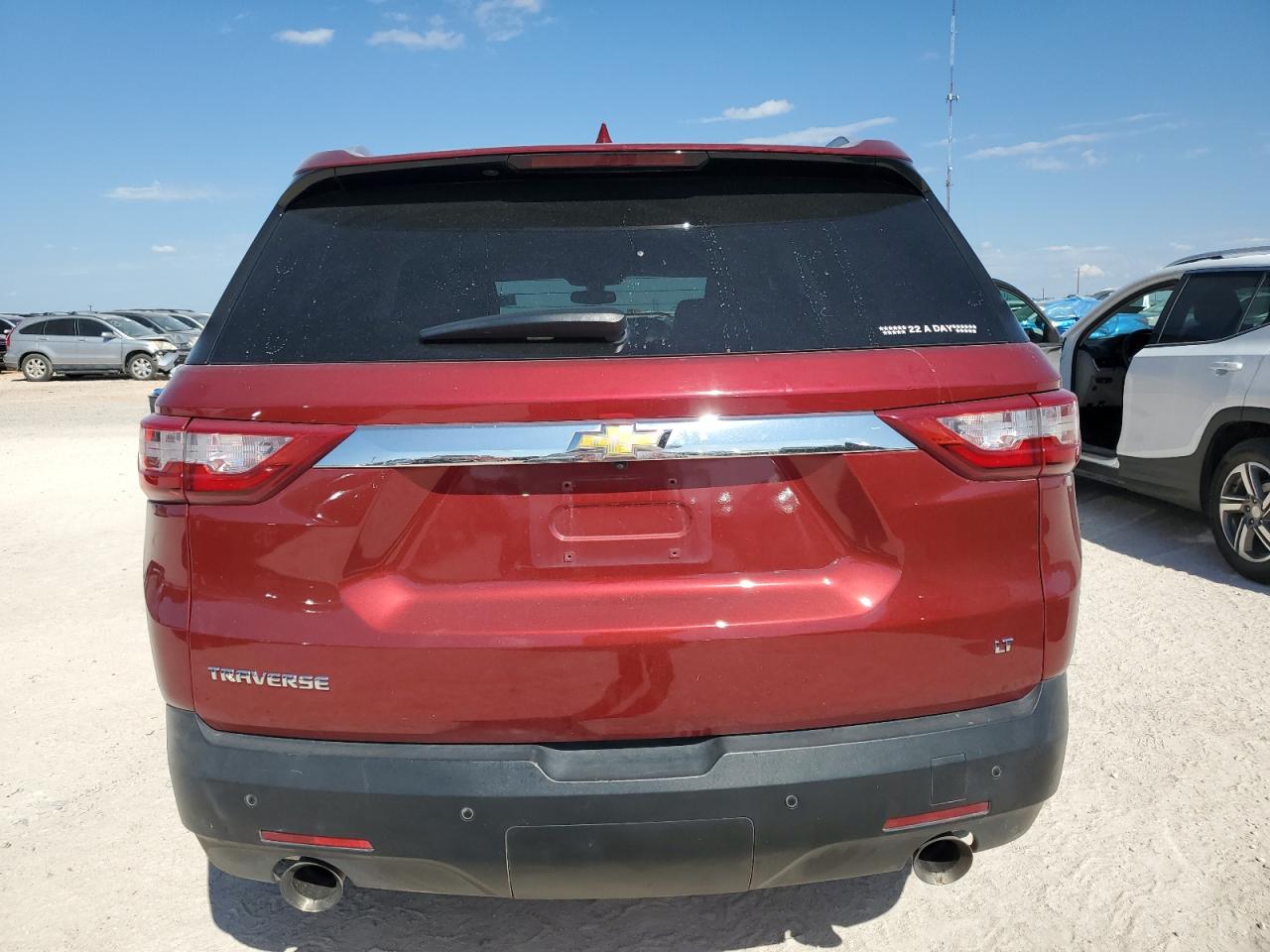 2018 Chevrolet Traverse Lt VIN: 1GNERGKW1JJ222877 Lot: 71641824