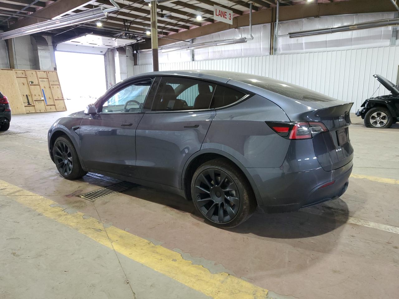 5YJYGDEEXMF125220 2021 TESLA MODEL Y - Image 2