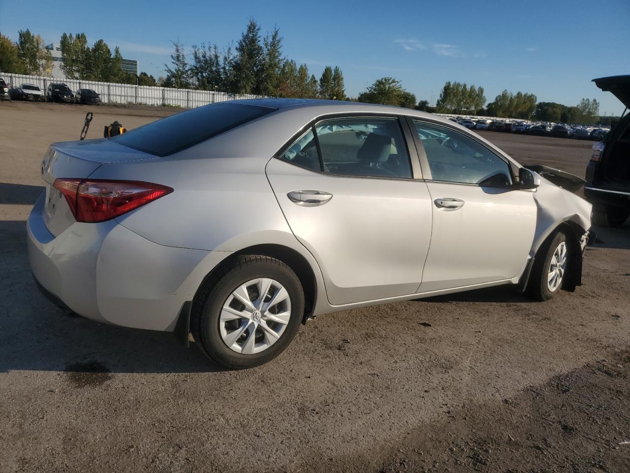 2T1BURHE7JC055148 2018 Toyota Corolla L