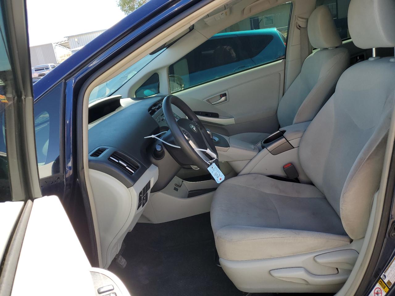 JTDKN3DU2F1979645 2015 Toyota Prius