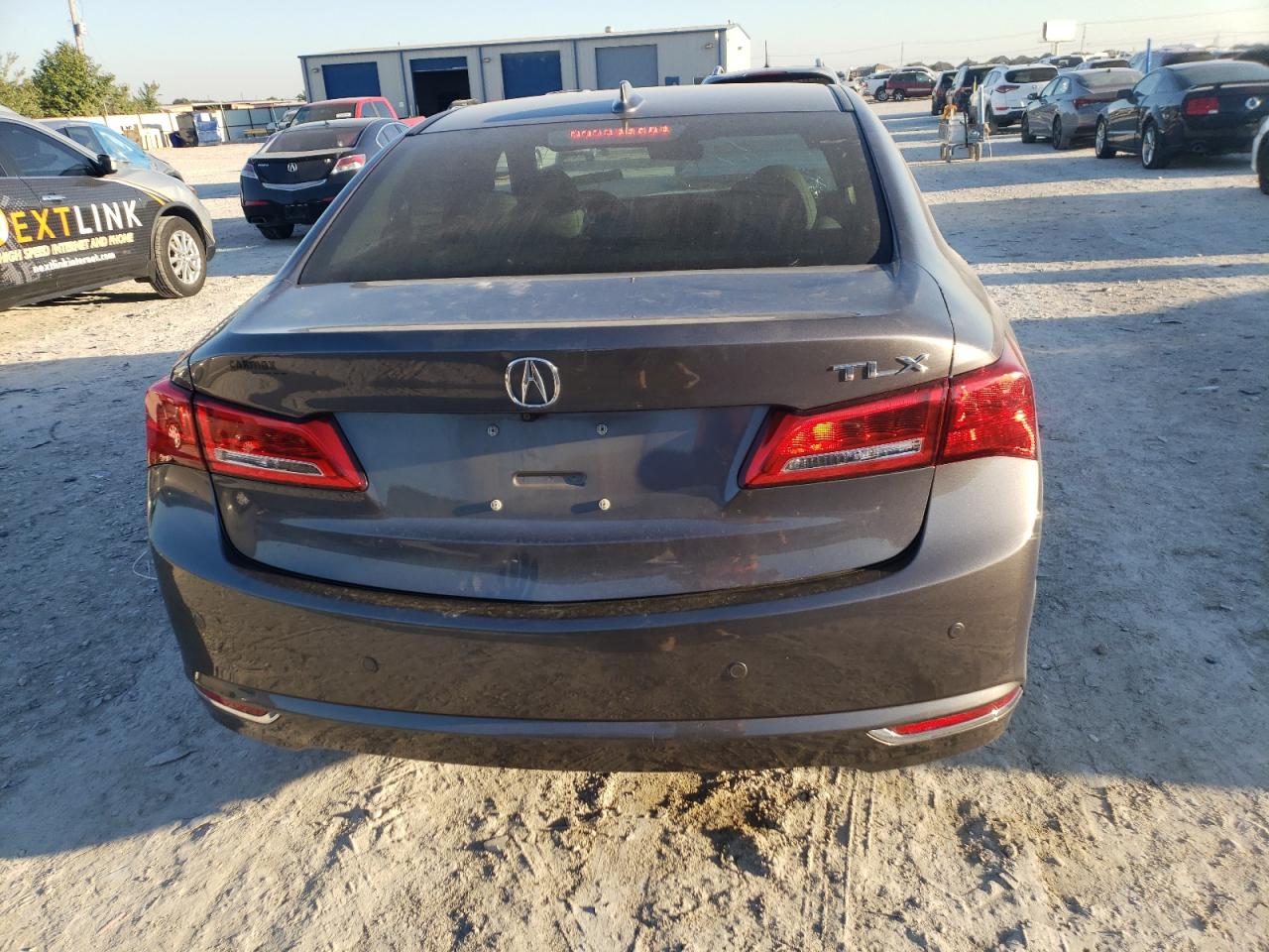 19UUB1F52LA001736 2020 Acura Tlx Technology