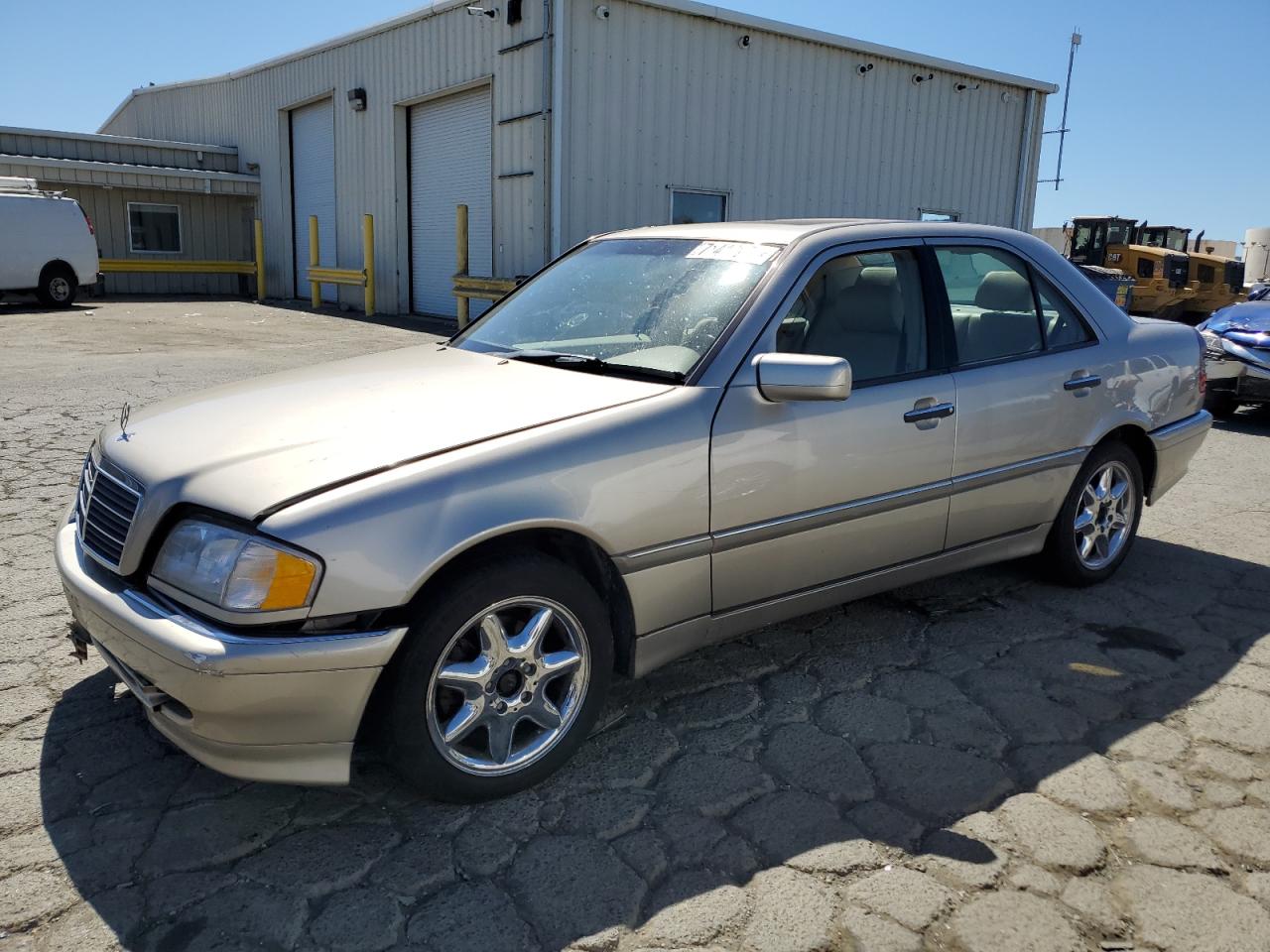 WDBHA23G4WA564563 1998 Mercedes-Benz C 230