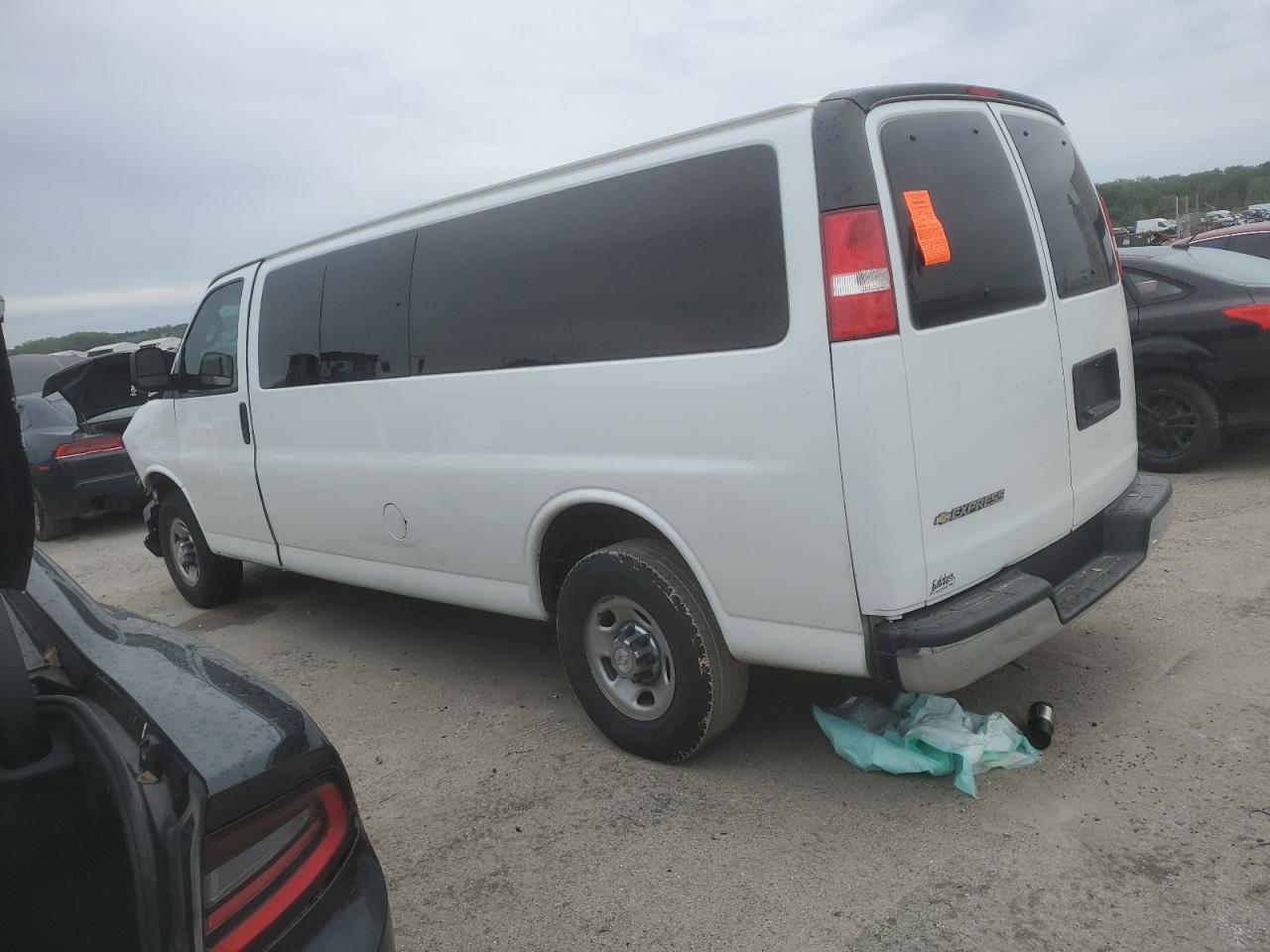 2018 Chevrolet Express - Image 2