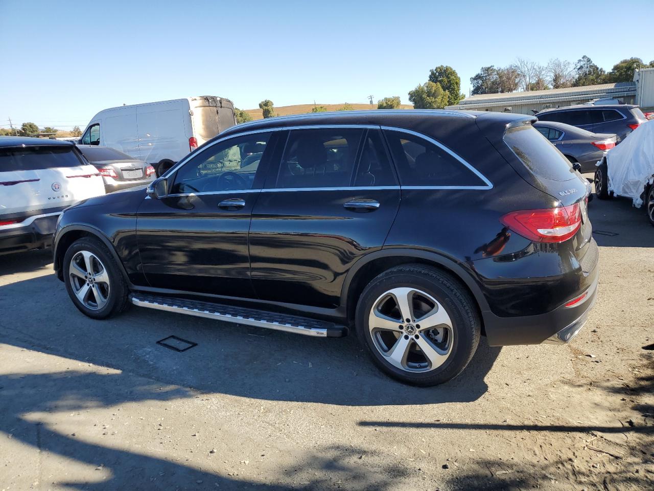 WDC0G4KB3KV161251 2019 MERCEDES-BENZ GLC - Image 2