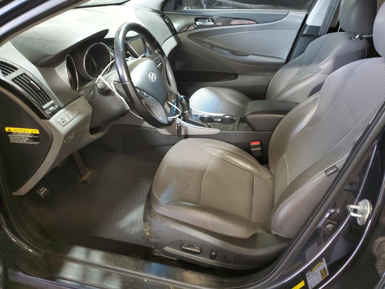 5NPEC4AC1EH876681 2014 Hyundai Sonata Se