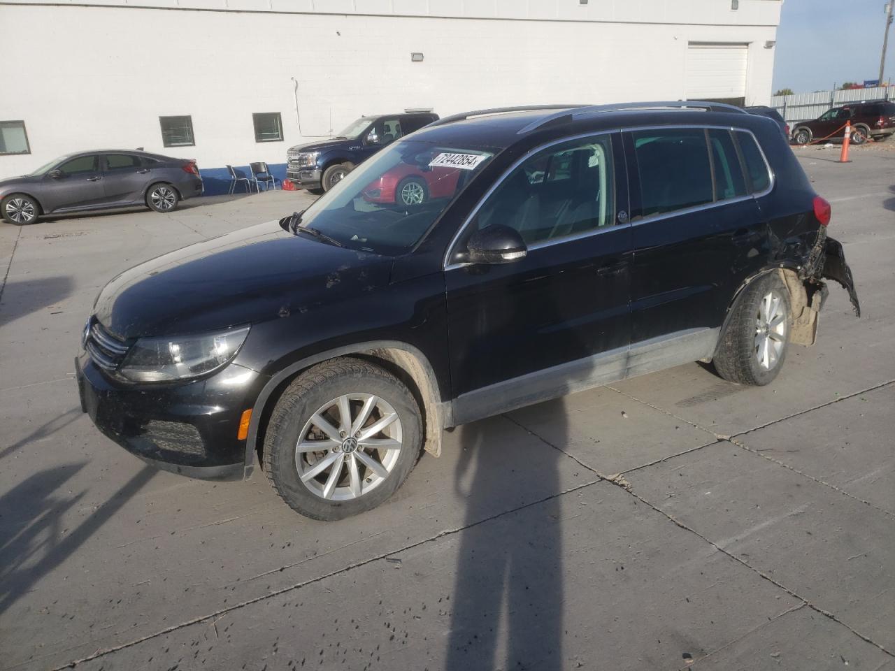 WVGSV7AX5HK006256 2017 Volkswagen Tiguan Wolfsburg