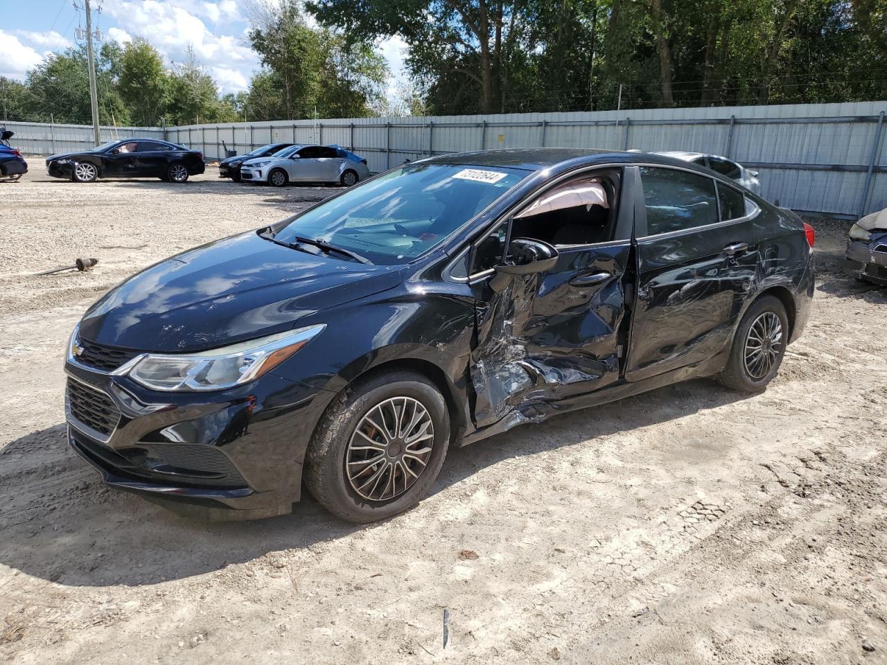 2017 Chevrolet Cruze - Image 1