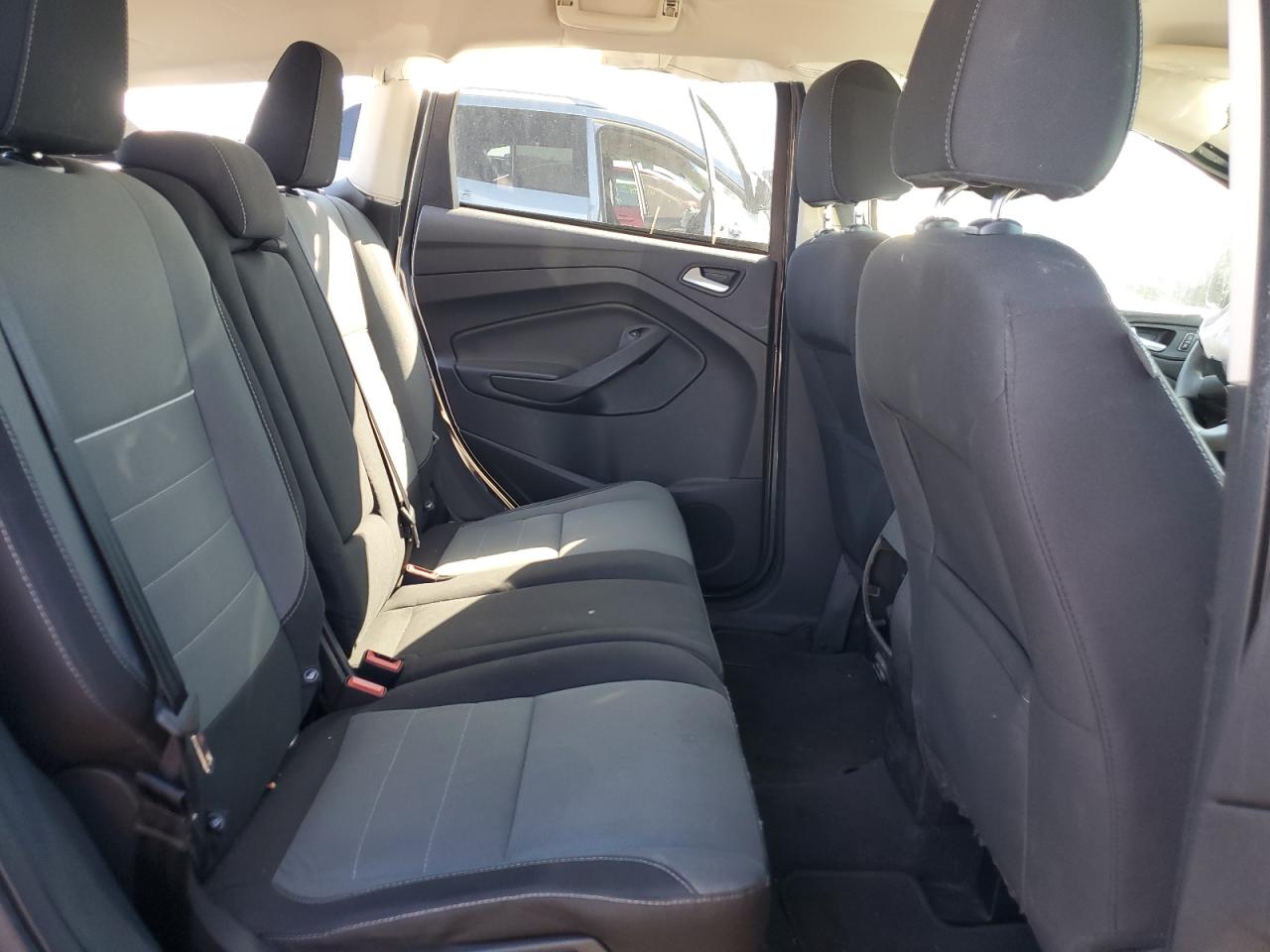 2015 Ford Escape - Image 10