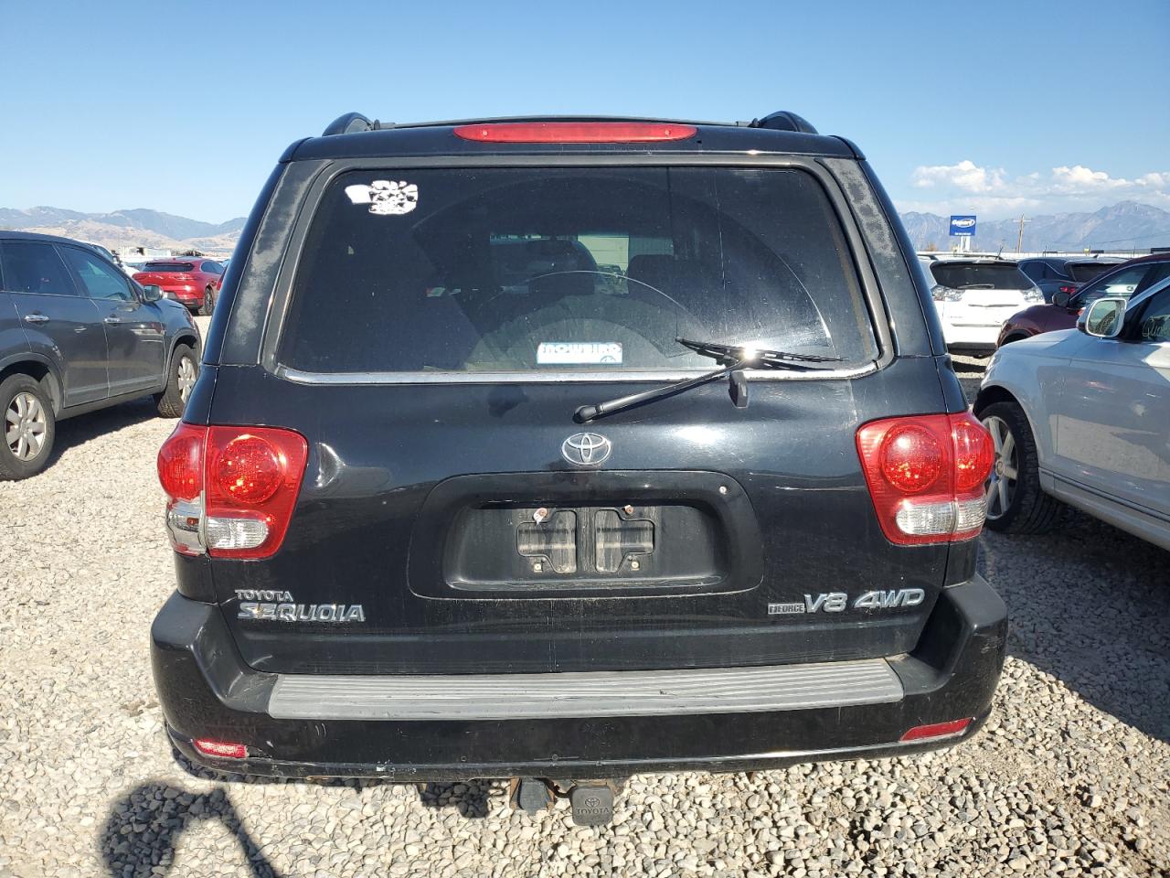 5TDBT44A75S242525 2005 Toyota Sequoia Sr5