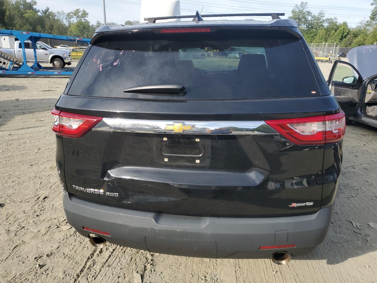 1GNEVFKW6JJ268887 2018 Chevrolet Traverse Ls