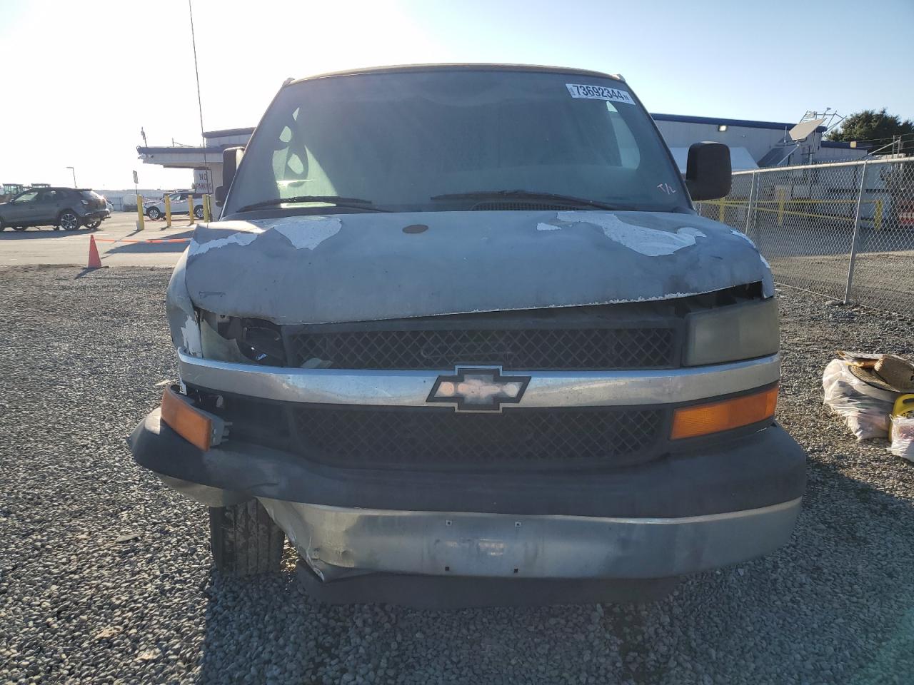 2006 Chevrolet Express G2500 VIN: 1GCGG25V261121786 Lot: 73692344