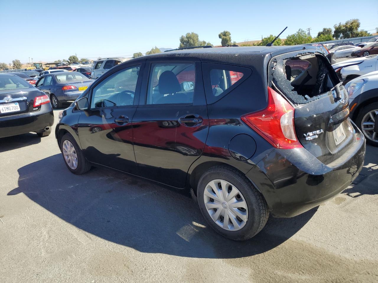 VIN 3N1CE2CP9FL386290 2015 NISSAN VERSA no.2