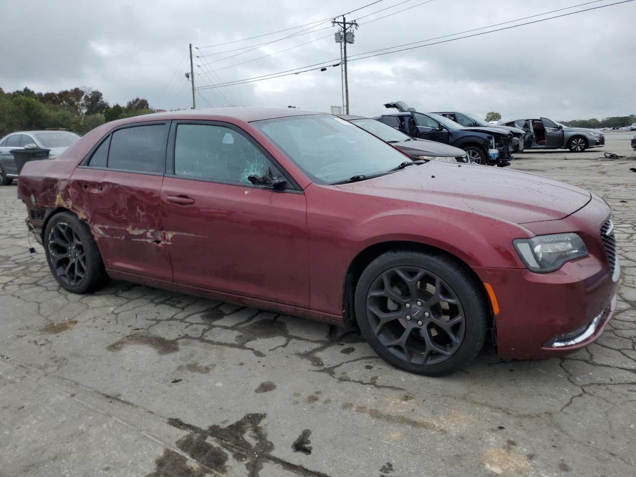 2019 Chrysler 300 - Image 4