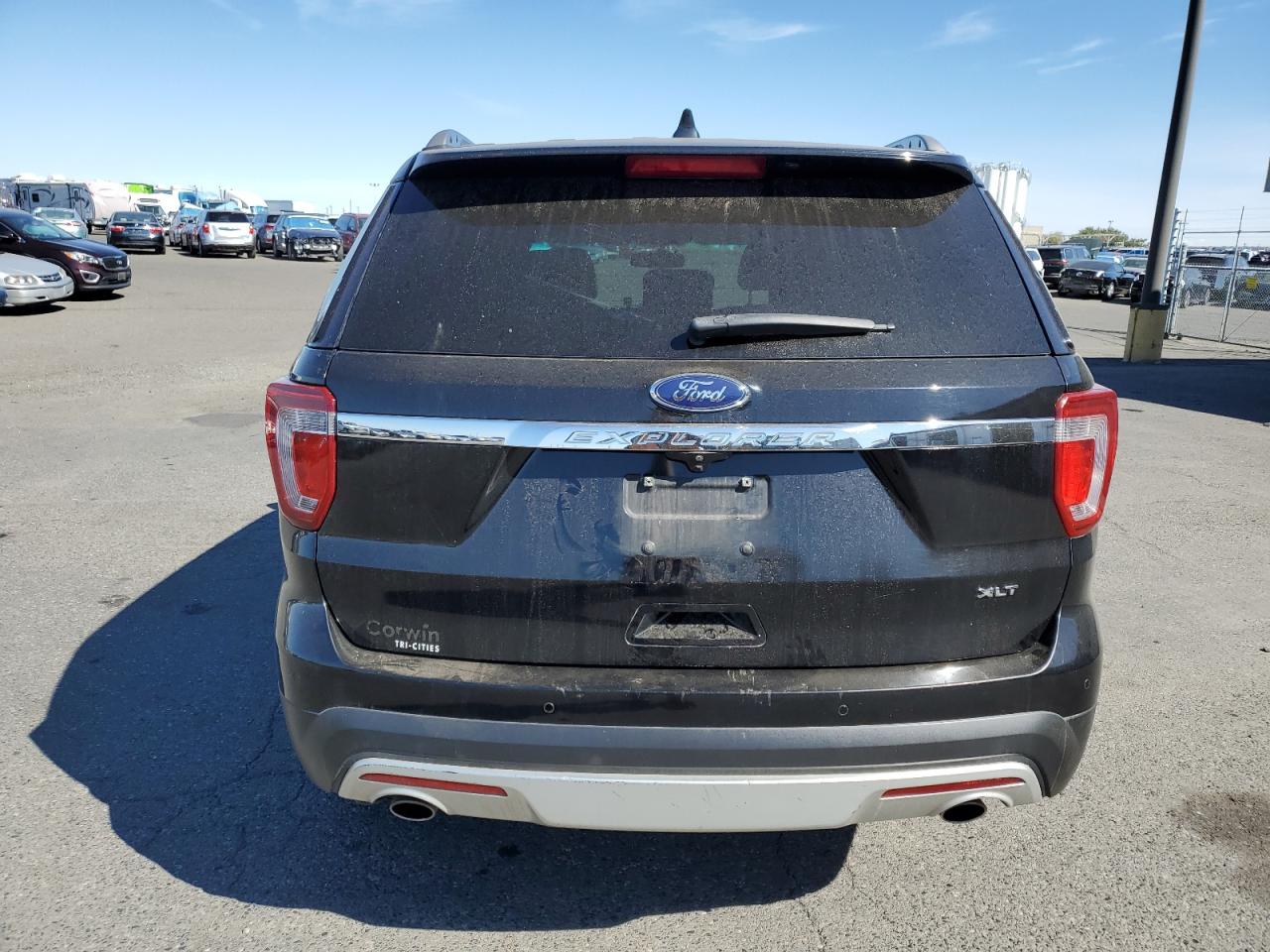 1FM5K7D82GGD02685 2016 Ford Explorer Xlt