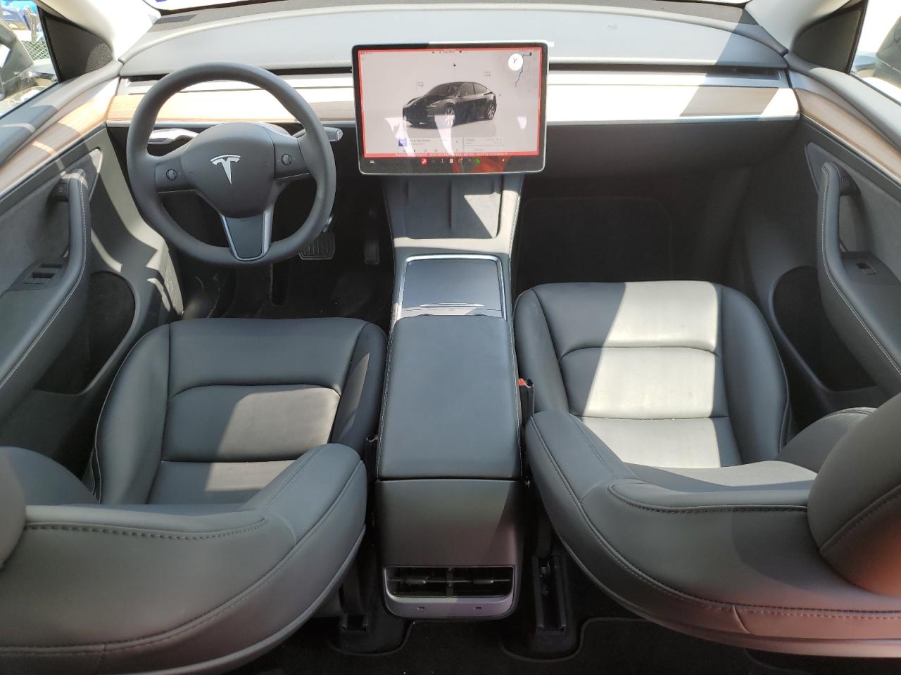 7SAYGDEDXRF008741 2024 Tesla Model Y