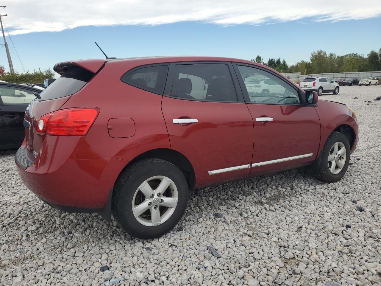 2013 Nissan Rogue - Image 3