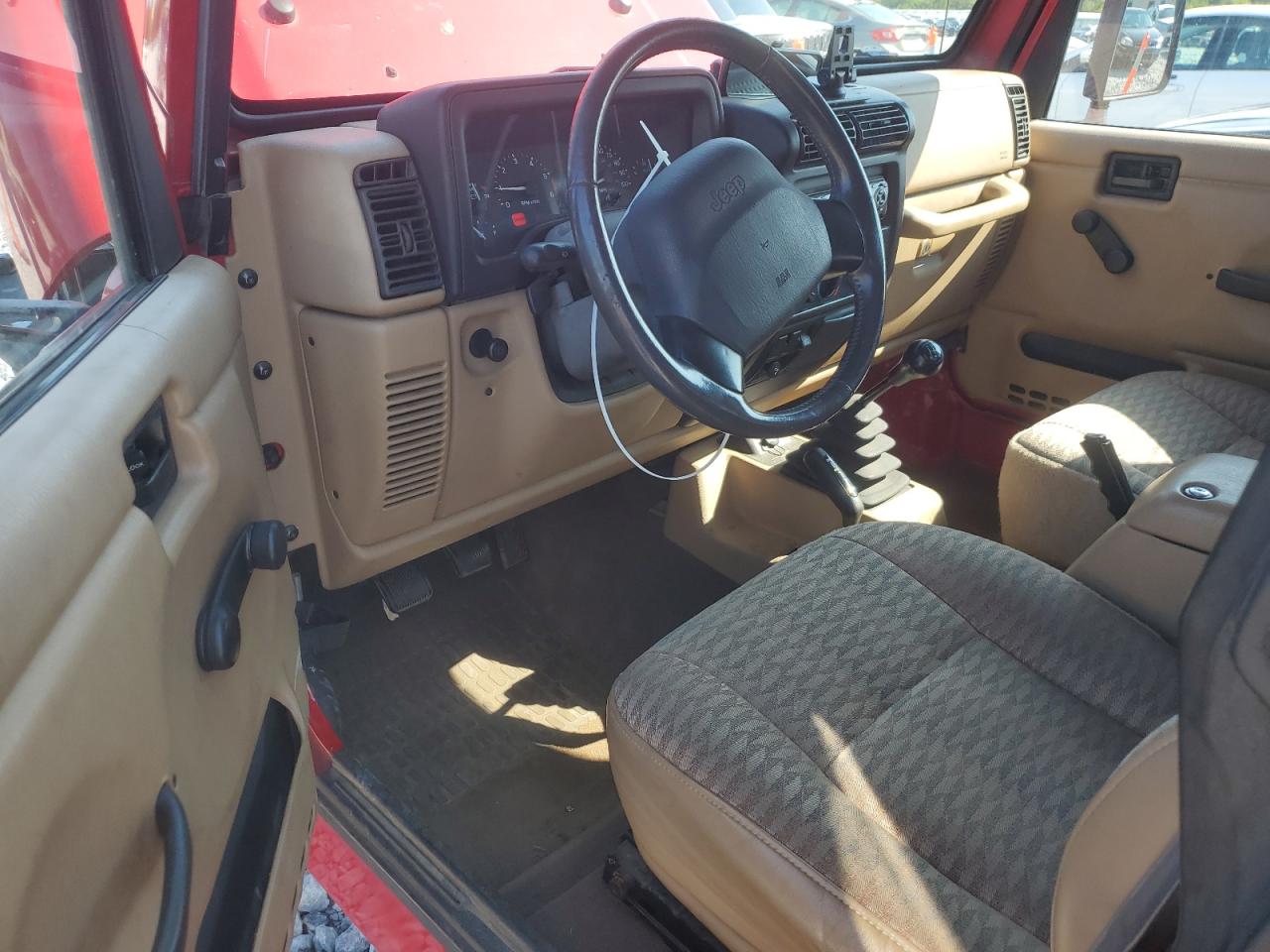 2000 Jeep Wrangler / Tj Sport VIN: 1J4FA49S2YP712204 Lot: 70216604