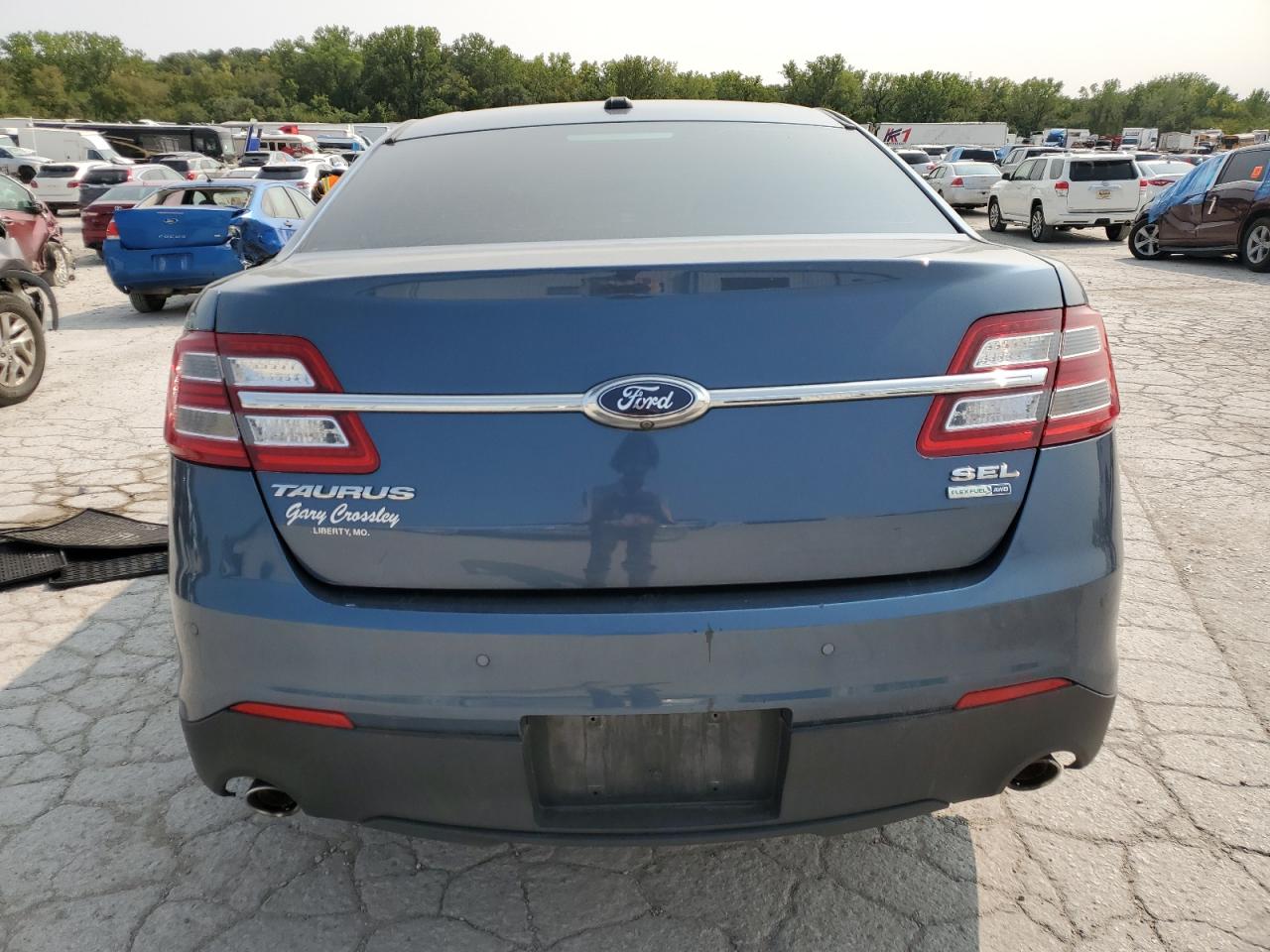 1FAHP2H89JG123248 2018 Ford Taurus Sel