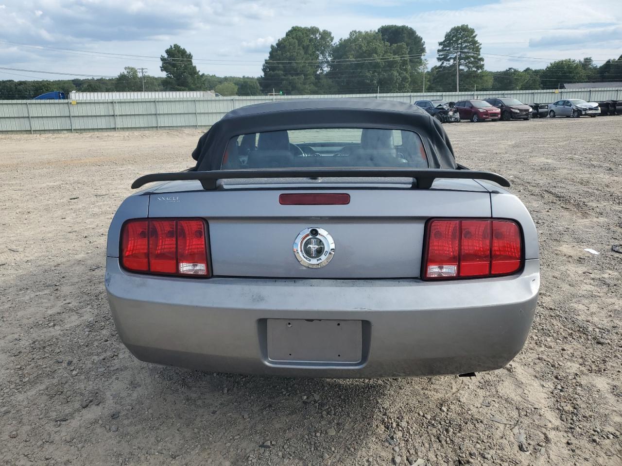 2007 Ford Mustang VIN: 1ZVHT84NX75357663 Lot: 70446204