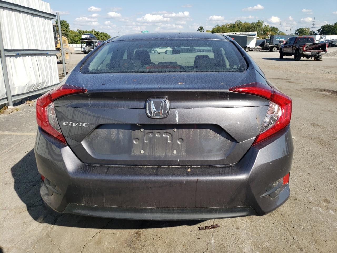 2018 Honda Civic Lx VIN: 19XFC2F50JE031600 Lot: 71815114