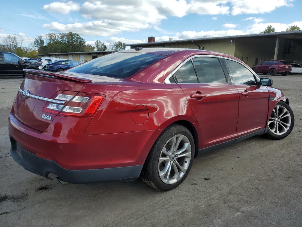 1FAHP2KT2DG216548 2013 Ford Taurus Sho