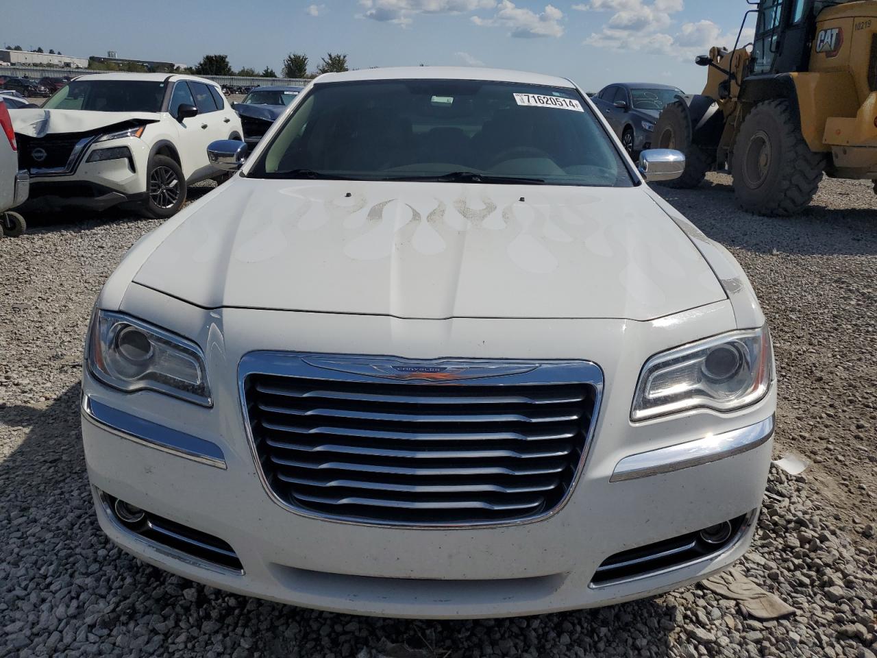 2012 Chrysler 300 - Image 5