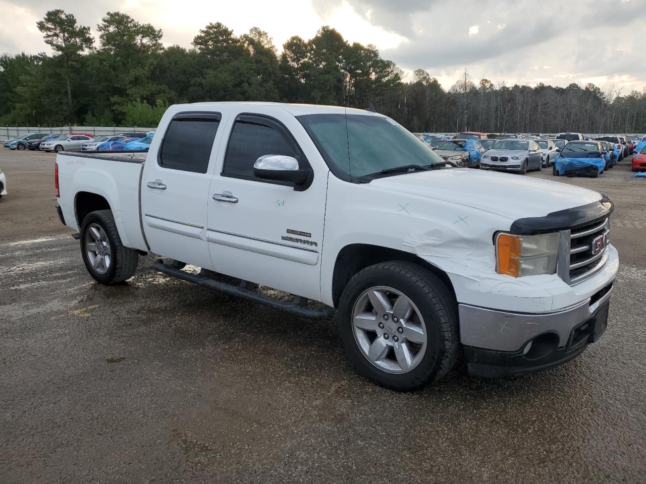 2012 GMC Sierra - Image 4