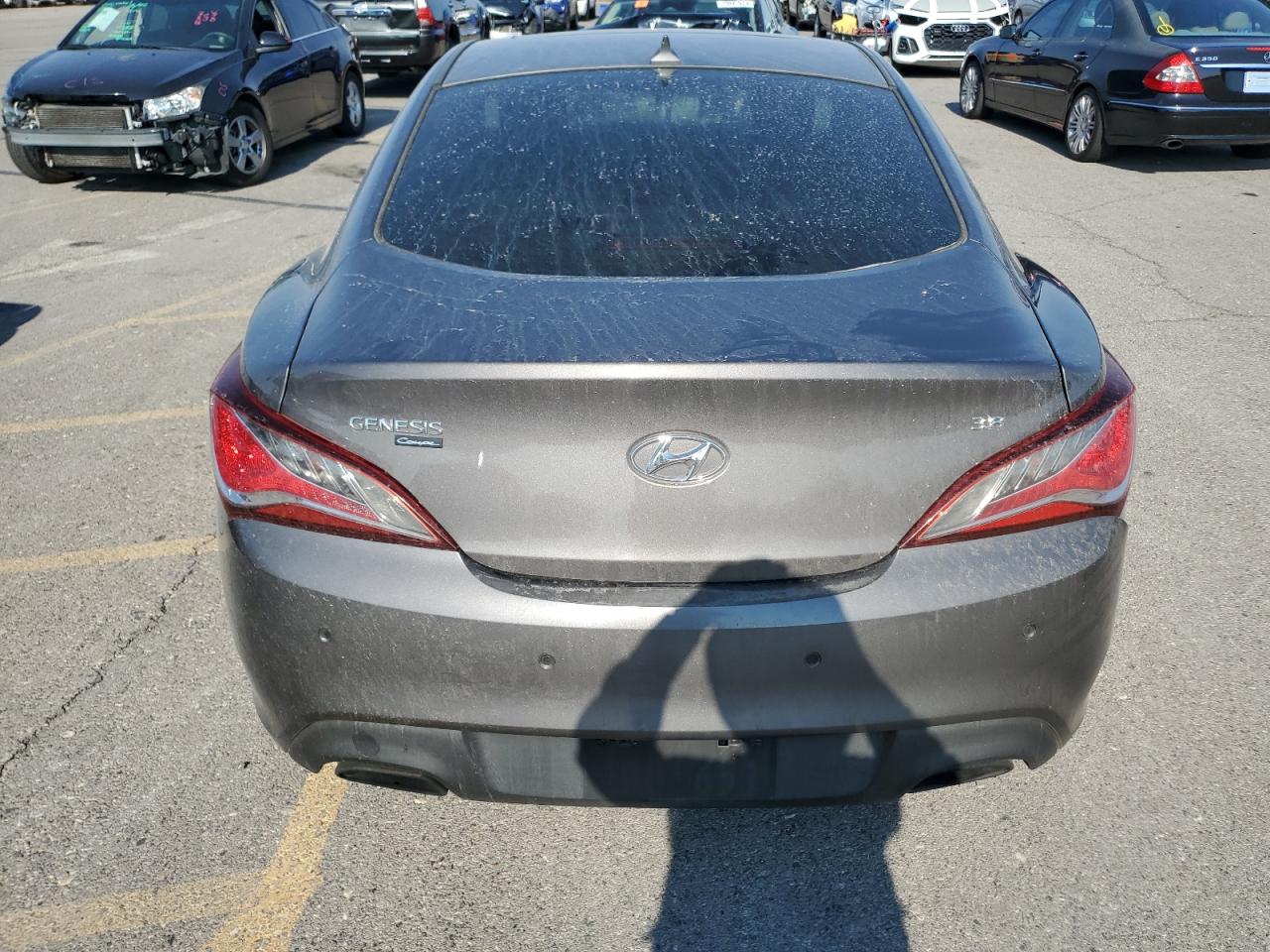 2013 Hyundai Genesis Coupe 3.8L VIN: KMHHU6KJXDU101881 Lot: 70825694