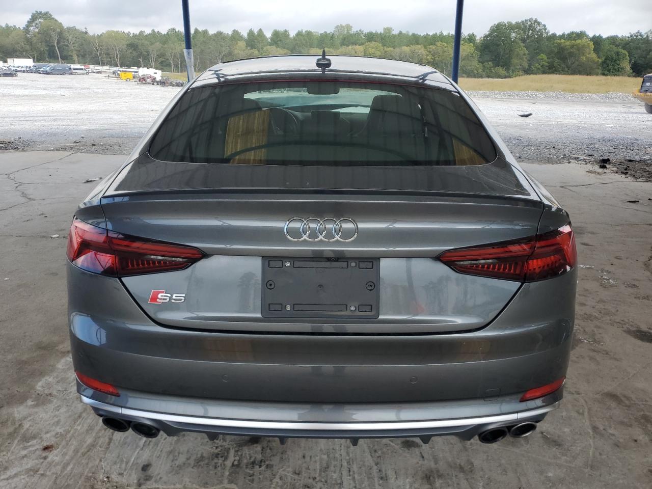 WAUC4CF51JA043941 2018 Audi S5 Prestige