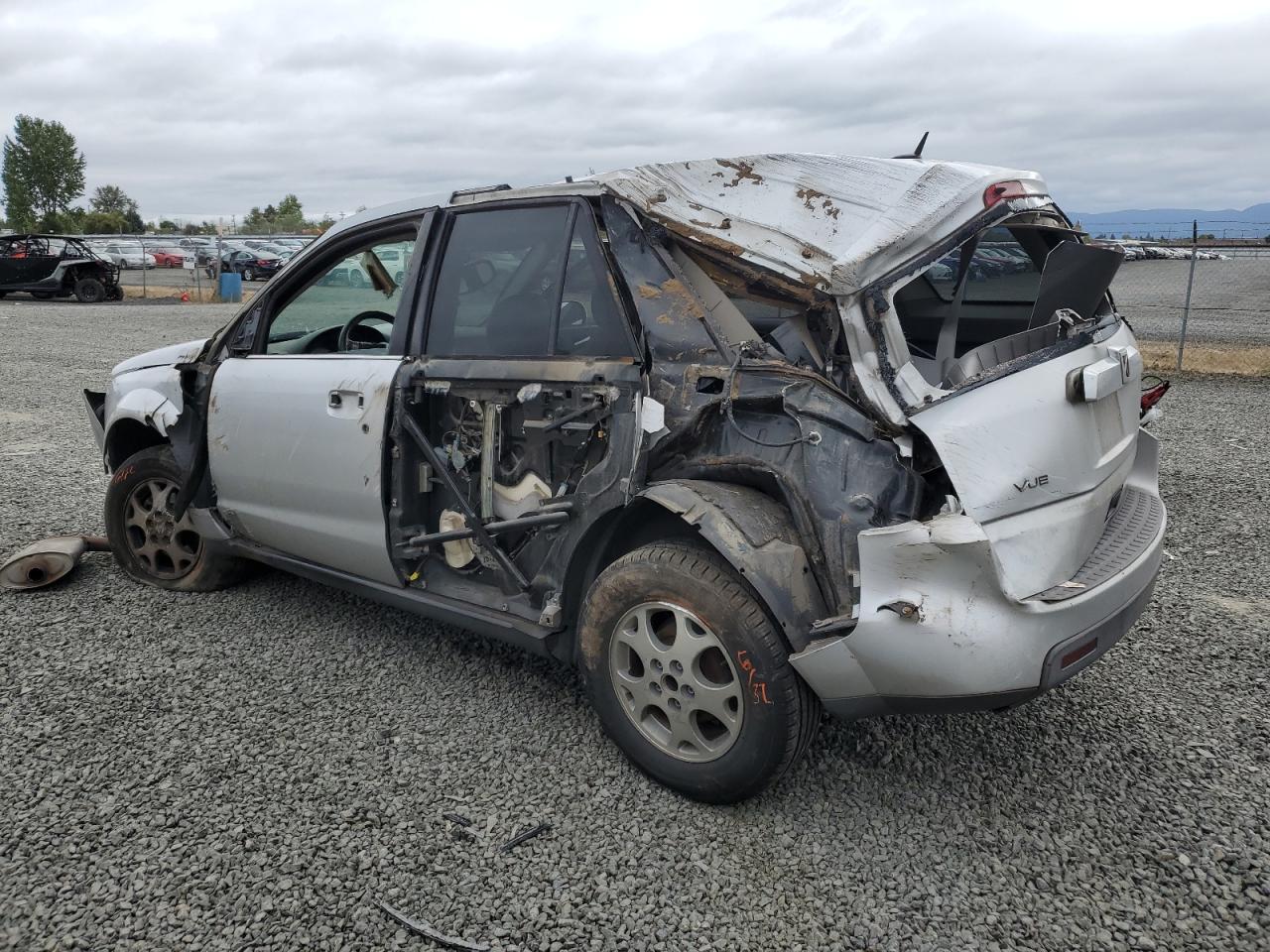 2006 Saturn VUE - Image 2