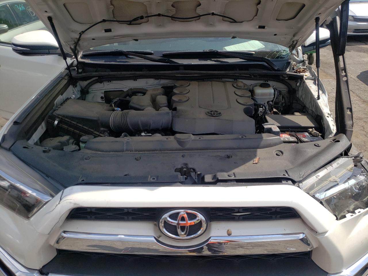 JTEZU5JR9E5080832 2014 Toyota 4Runner Sr5