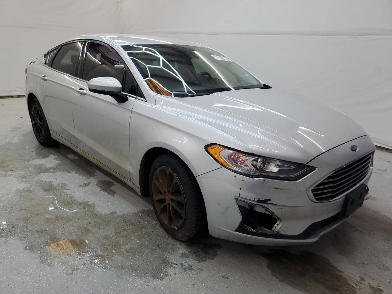 3FA6P0HD9KR145852 2019 Ford Fusion Se