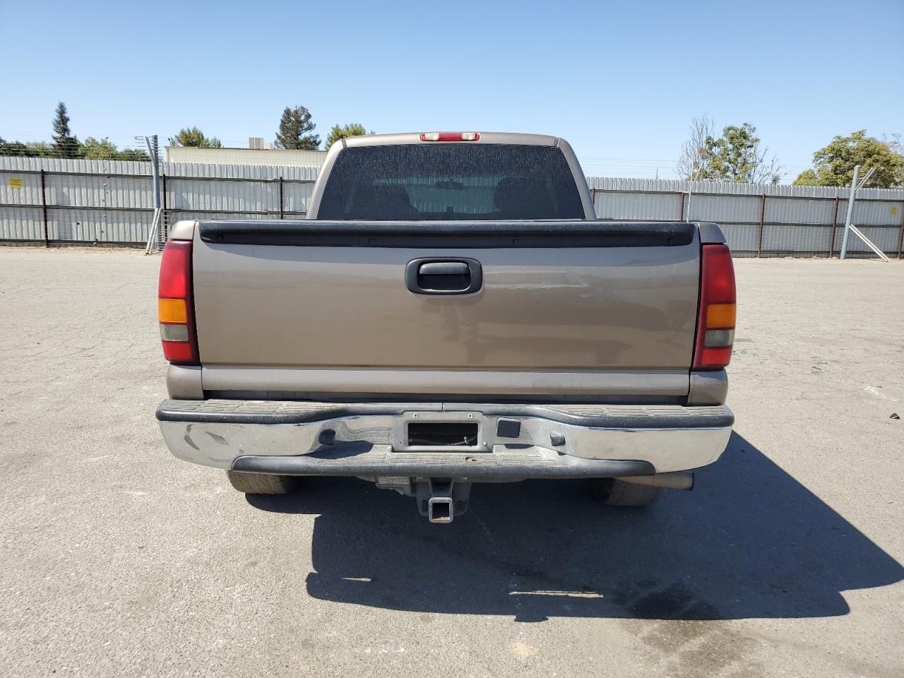 2002 Chevrolet Silverado C1500 VIN: 2GCEC19V821185987 Lot: 73249414